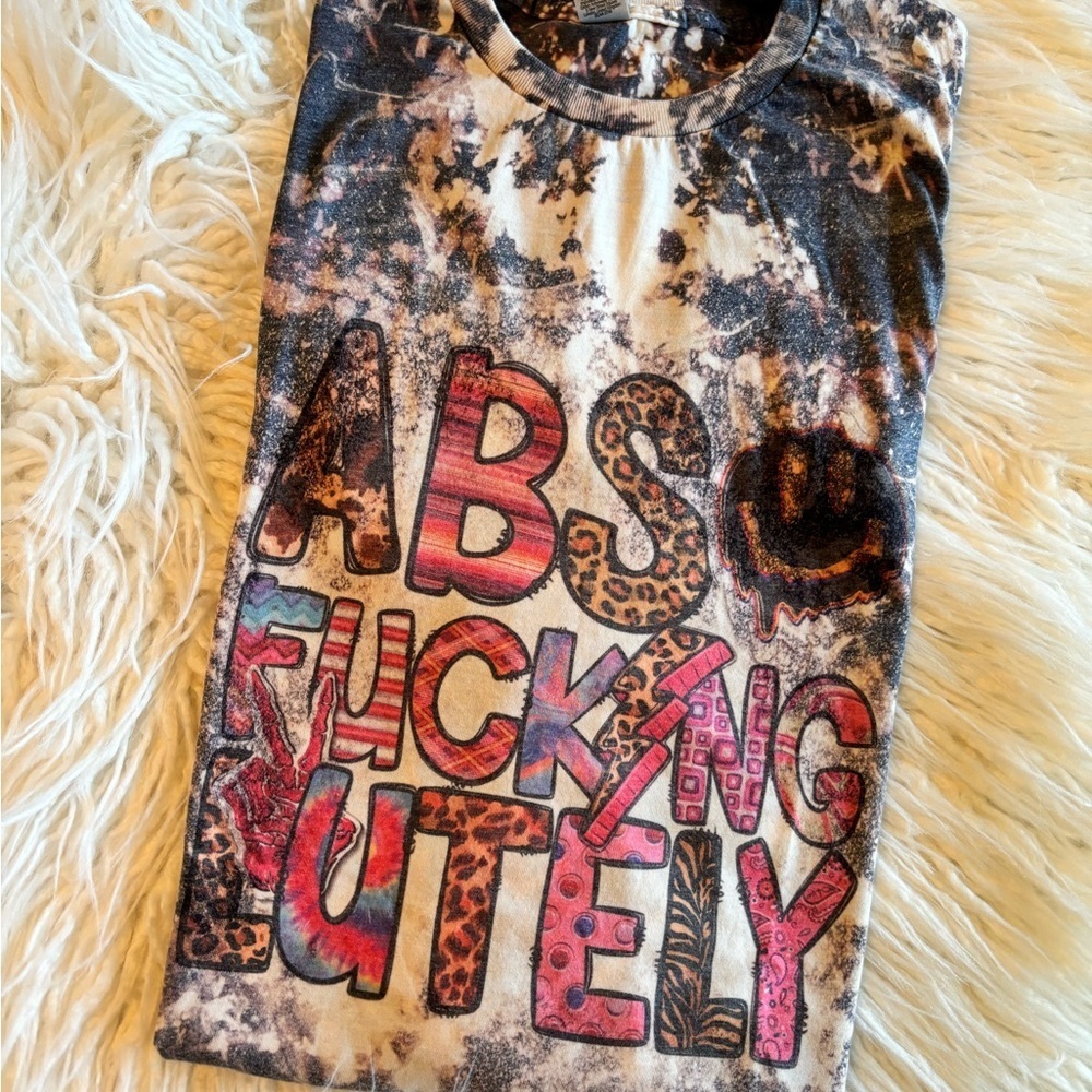 💚3/$20 Funny bleached tee shirt